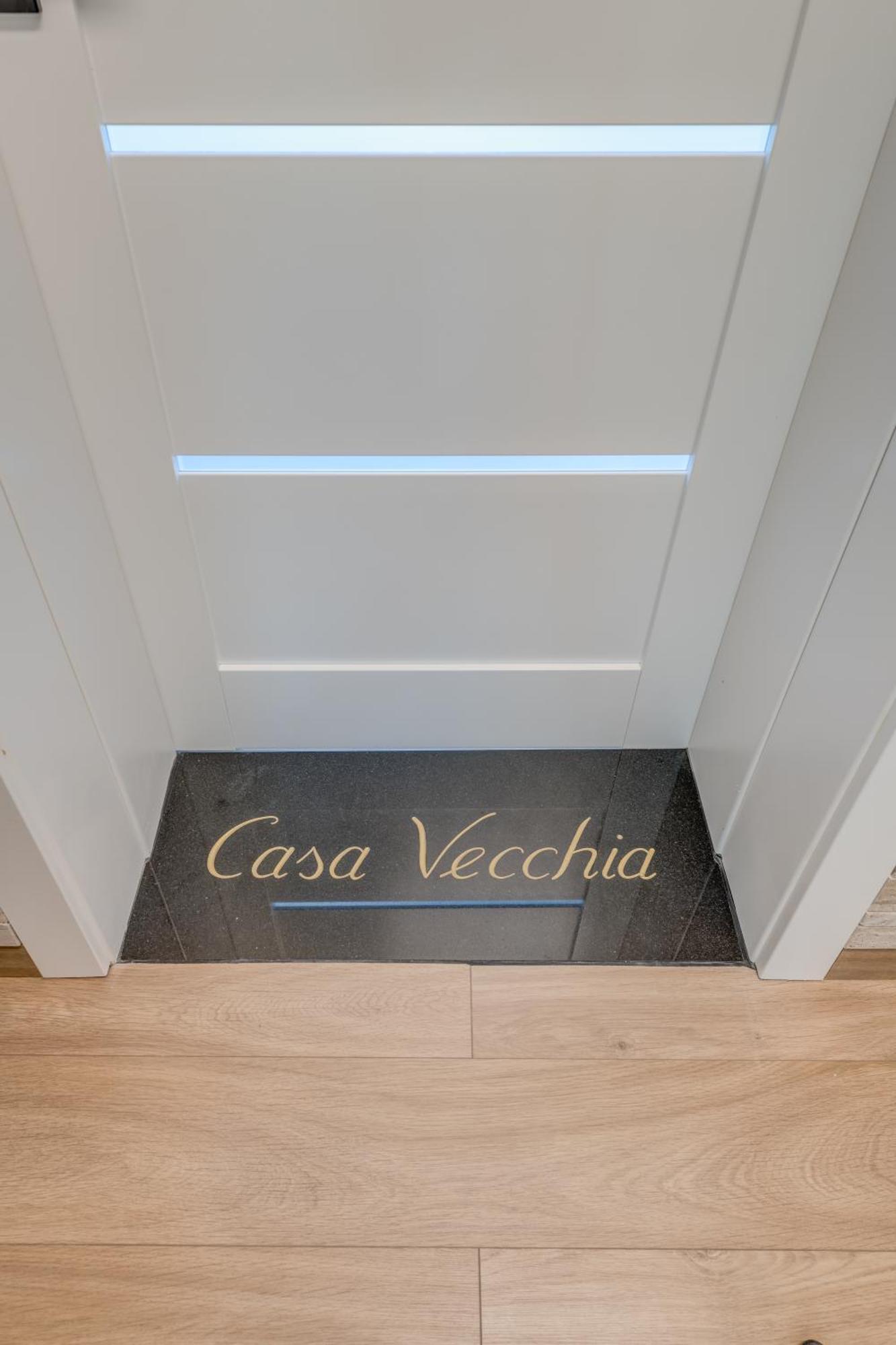 Apartman Casa Vecchia โตรกีร์ ภายนอก รูปภาพ